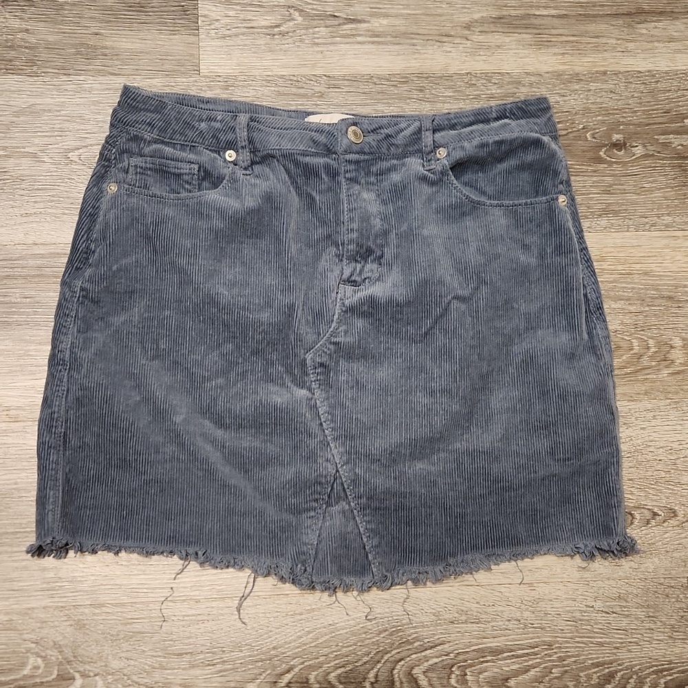 Love Tree blue-gray corduroy stretch mini skirt sz large